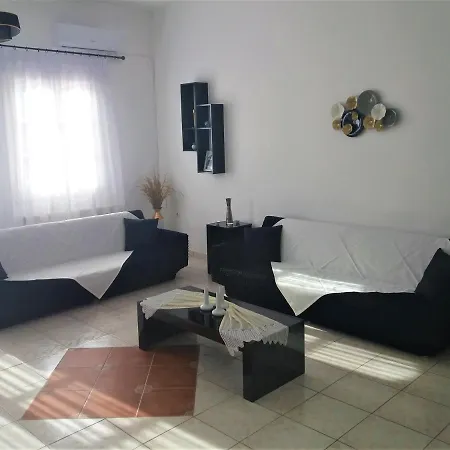 Holiday home Akakia *